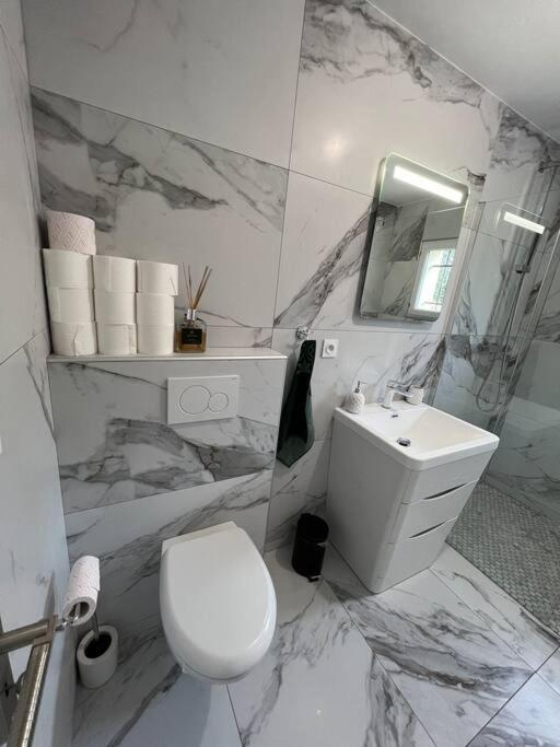Bel Appartement Avec Parking Cabannes Экстерьер фото